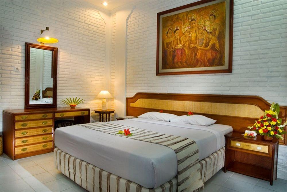 Champlung Mas Hotel Legian Exterior foto