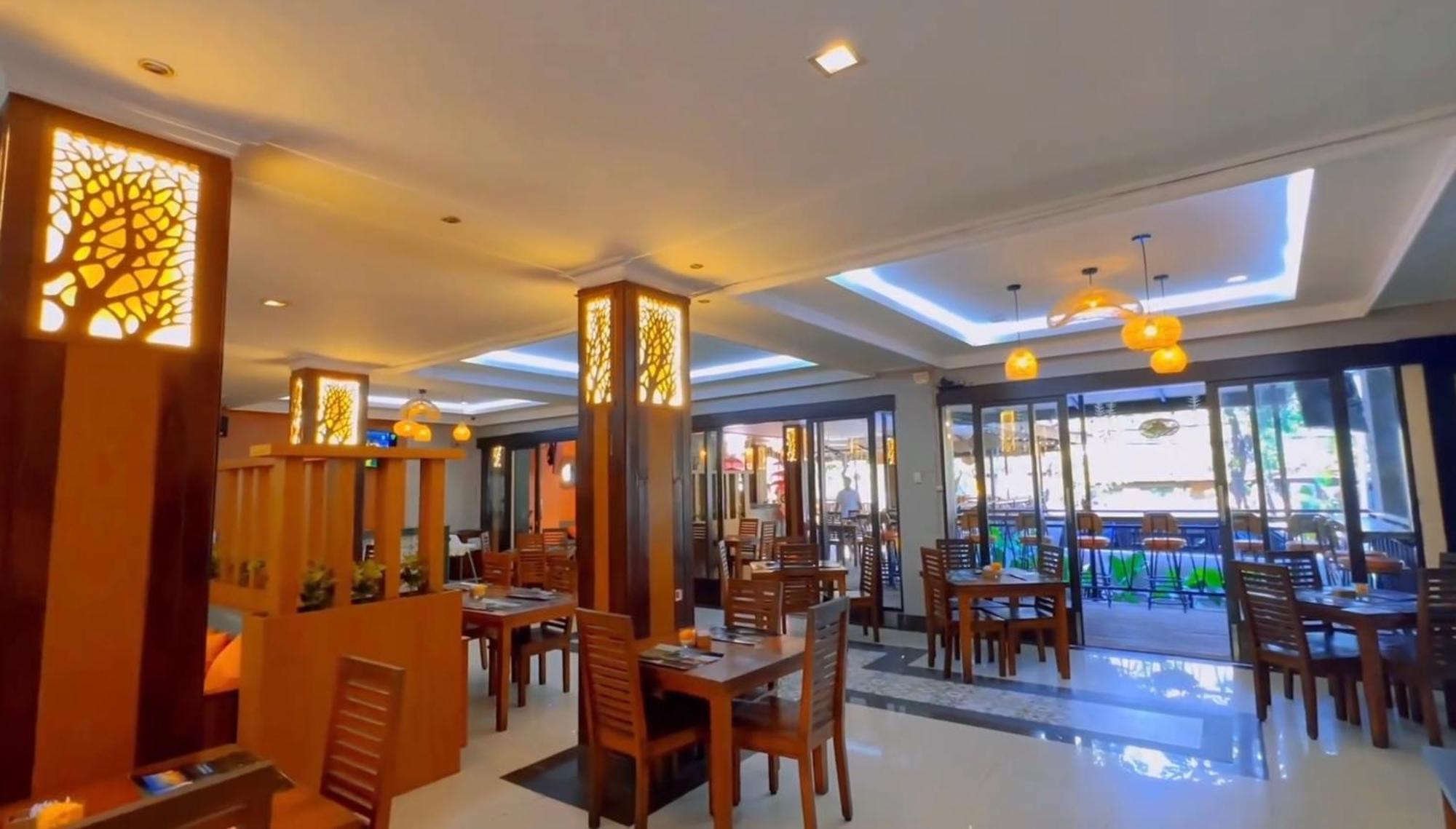 Champlung Mas Hotel Legian Exterior foto