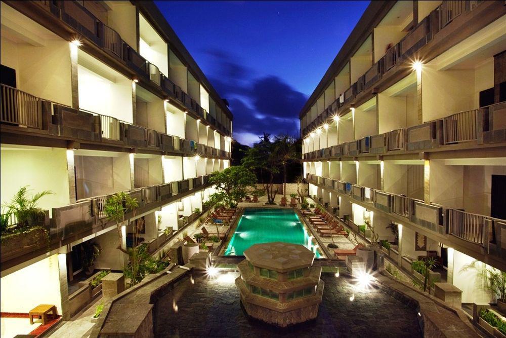 Champlung Mas Hotel Legian Exterior foto